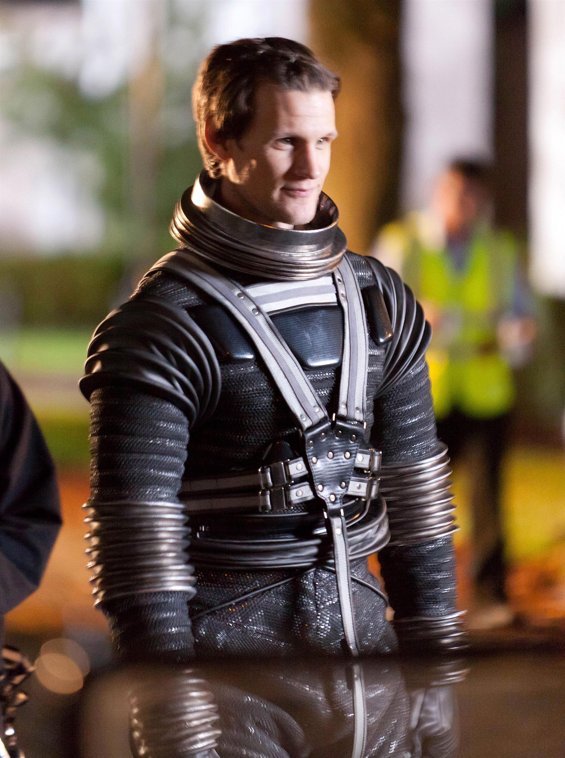 Matt Smith as Doctor Who filming the Christmas Special | Picture 87408